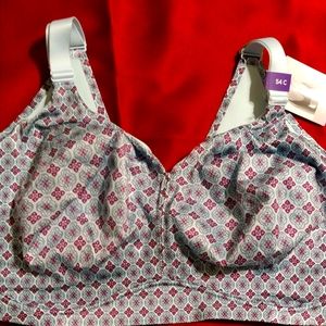 Brand New, Never Worn Catherines No-wire Back-Smoother Bra